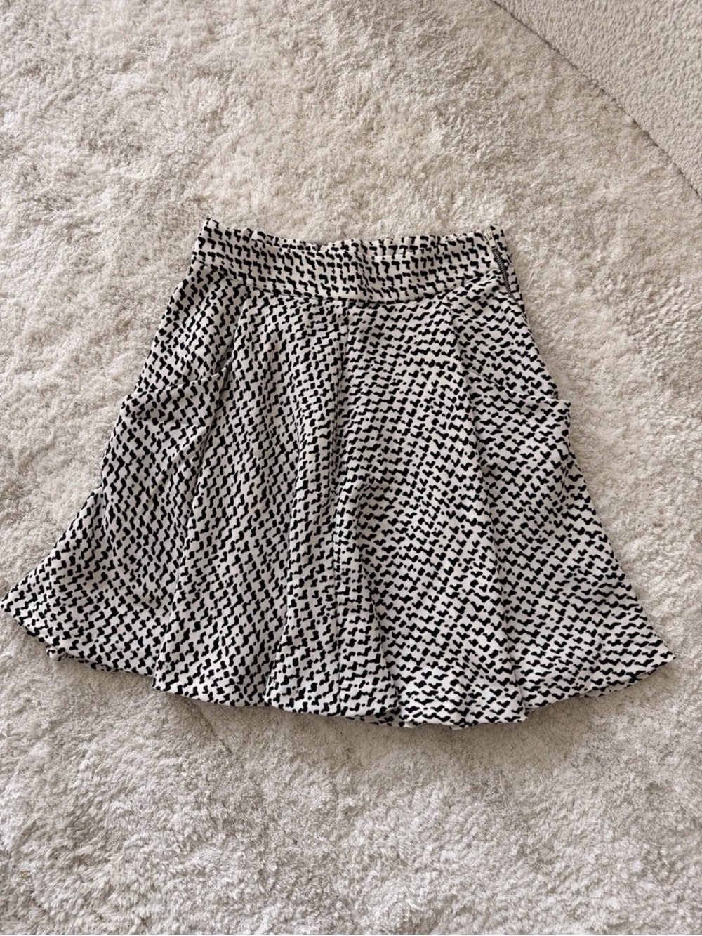 Zara Black and White Patterned A-Line Skirt